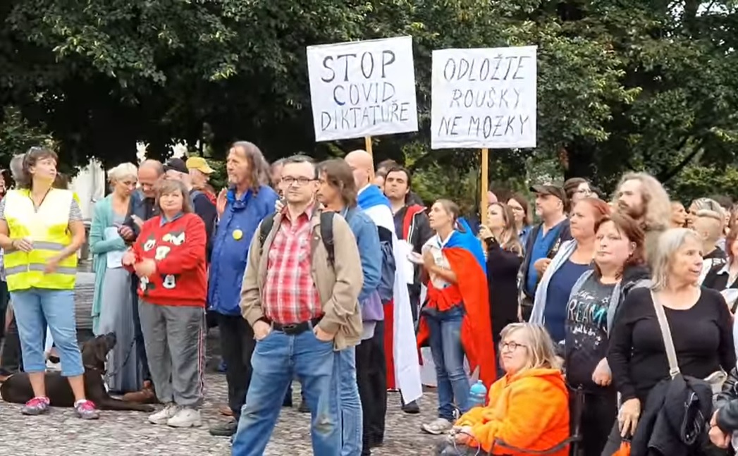 demonstrace-palackeho-namesti-Praha 30.8. 2020