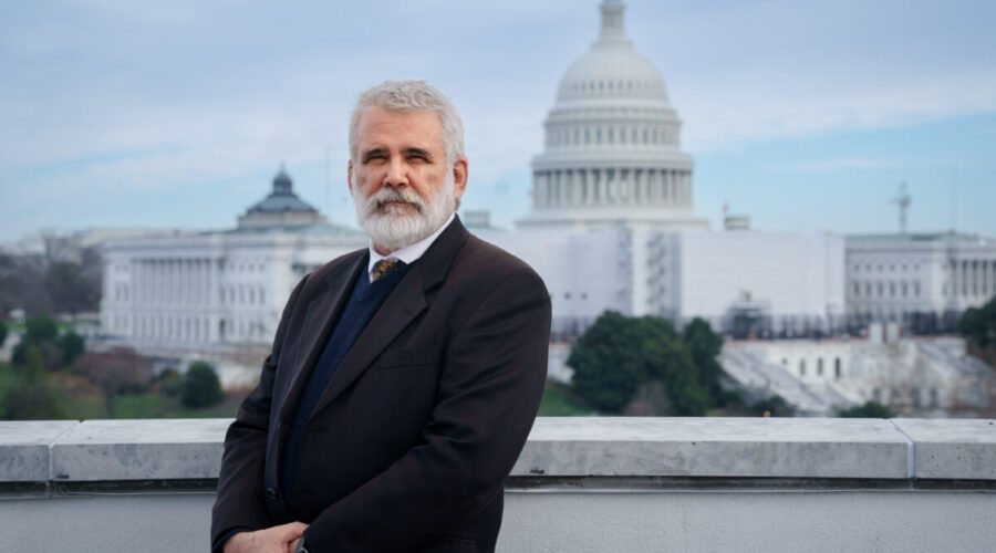 Dr. Robert Malone, autor knihy „Lži, které mi řekla má vláda“ (Lies My Gov’t Told Me) ve Washingtonu, D. C., 19. prosince 2022. (Se svolením deníku The Epoch Times)