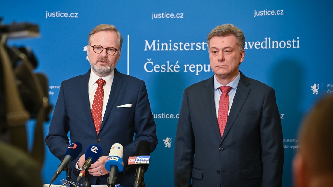 Ministr spravedlnosti Pavel Blažek podněk ke stížnosti pro porušení zákona