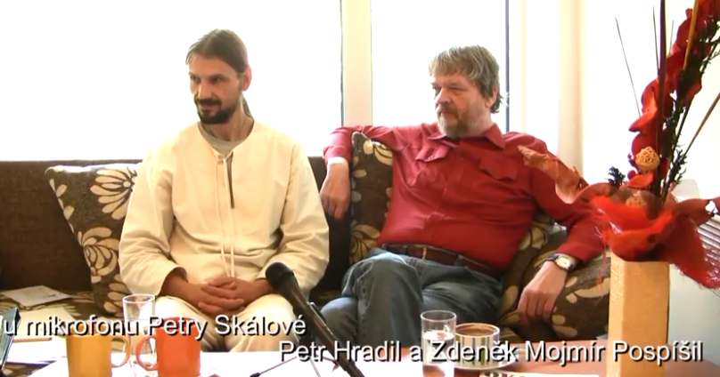 Zástupci TSO - Petr Hradil a Zdeněk Mojmír Pospíšil. (Screenshot / YouTube)